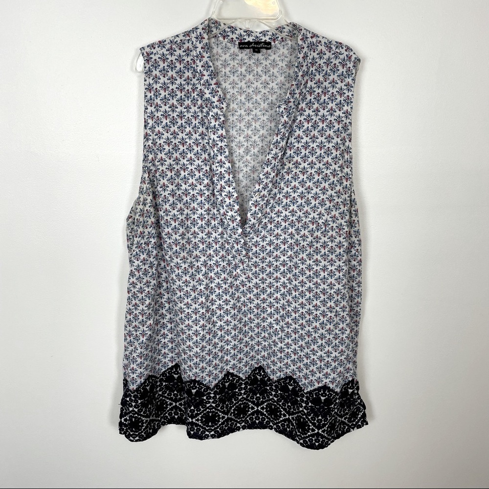 🎉2/$10 AVA CHRISTINE FLORAL BLOUSE 1X